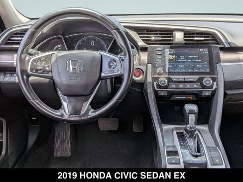 Used 2019 Honda Civic EX image 13
