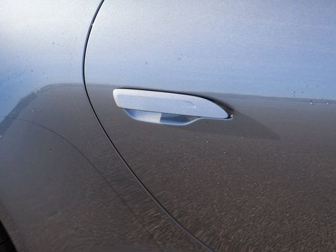 Certified 2025 Porsche 911 Carrera image 16