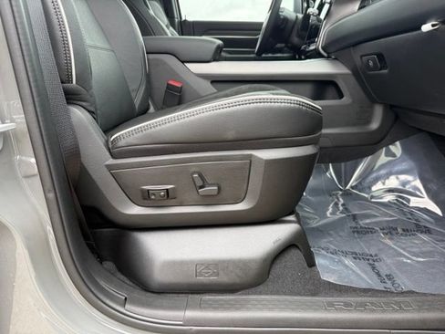 New 2026 RAM 3500 Laramie AWD/4WD image 9