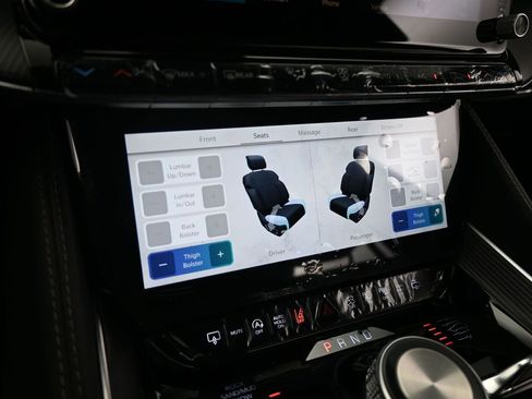 Used 2024 Jeep Grand Wagoneer L Series II w/ Quick Order Packagew 28T image 30