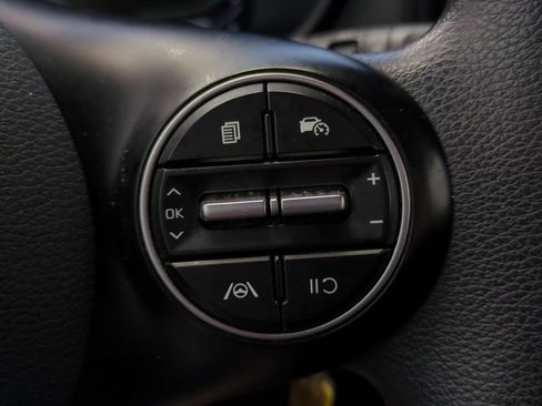 Used 2024 Kia Soul LX w/ Option Group 015 FWD image 18