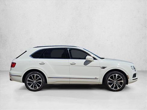 Used 2018 Bentley Bentayga Activity image 4