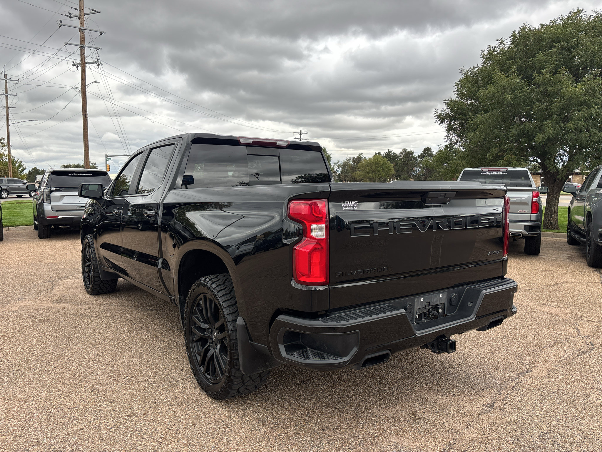 Used 2021 Chevrolet Silverado 1500 RST w/ Rally Edition AWD/4WD image 6