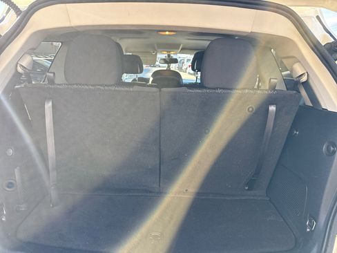 Used 2018 Dodge Journey SE image 8