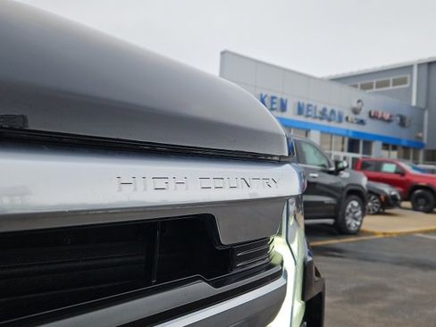 Certified 2023 Chevrolet Silverado 1500 High Country w/ High Country Premium Package image 4