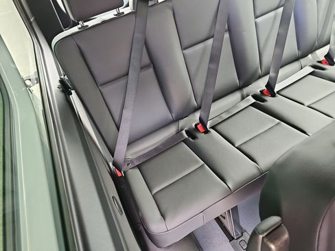 New 2025 Mercedes-Benz Sprinter 2500 image 12