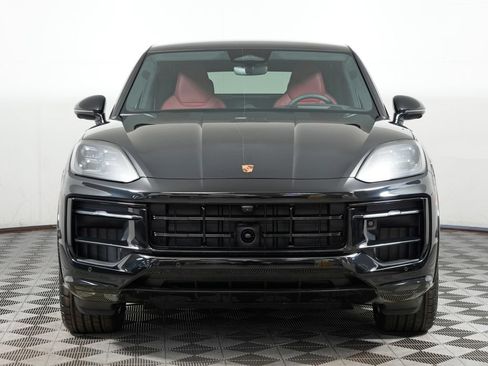 Used 2026 Porsche Cayenne GTS AWD/4WD image 10