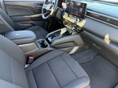 Certified 2025 GMC Canyon Elevation w/ Convenience Package RWD image 12
