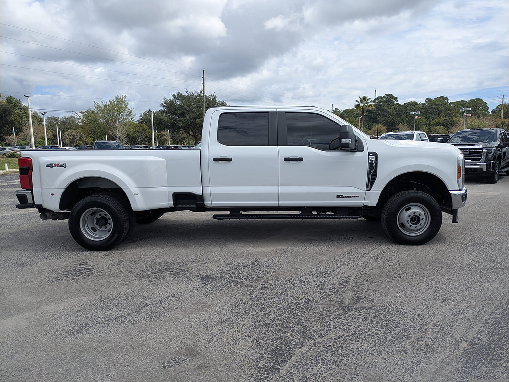 Used 2025 Ford F350 XL w/ XL Driver Assist Package AWD/4WD image 4