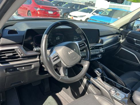 Used 2023 Kia Telluride S w/ S Sunroof Package image 27