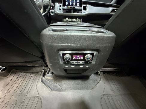 Used 2021 GMC Yukon AT4 w/ AT4 Premium Plus Package image 32