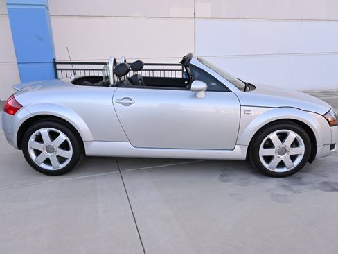Used 2001 Audi TT 1.8T FWD image 12