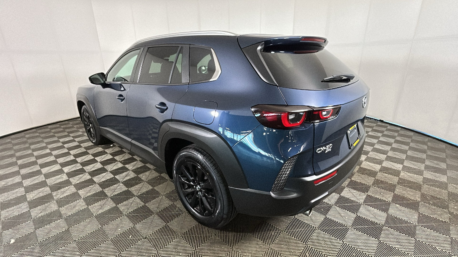 Used 2025 MAZDA CX-50 AWD 2.5 S w/ Preferred Package image 5