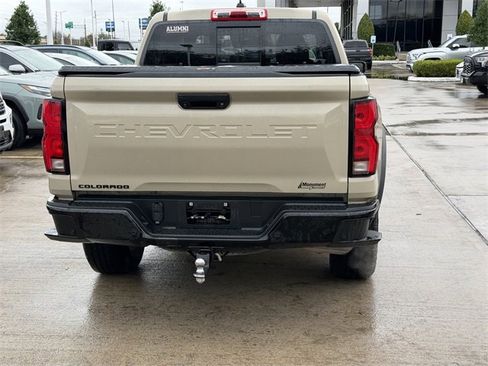 Used 2023 Chevrolet Colorado Z71 w/ Z71 Convenience Package 2 image 6