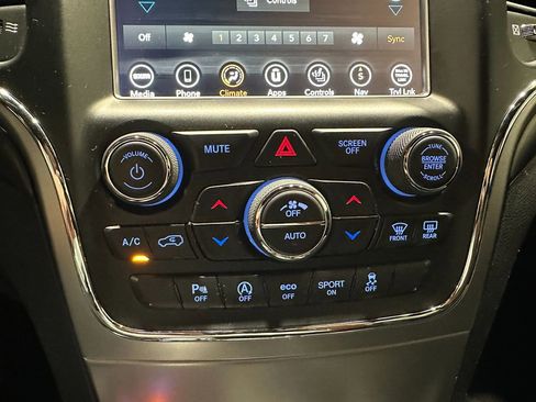 Used 2018 Jeep Grand Cherokee Altitude AWD/4WD image 32