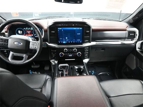 Used 2023 Ford F150 Lariat image 9