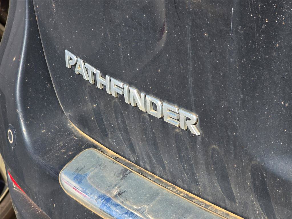 Used 2016 Nissan Pathfinder Platinum AWD/4WD image 14