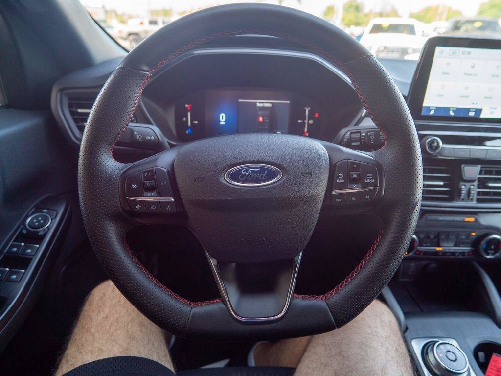 Used 2025 Ford Escape ST-Line Select AWD/4WD image 21