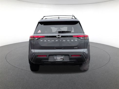 New 2025 Nissan Pathfinder SV image 6