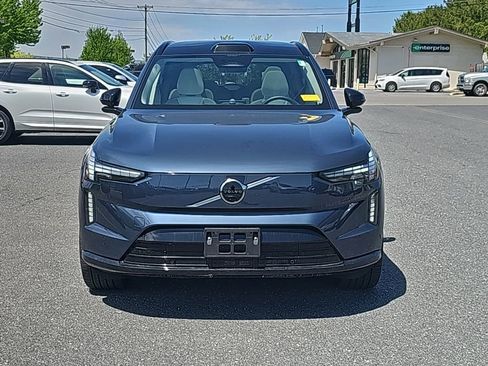 Used 2025 Volvo EX90 Ultra AWD/4WD image 17