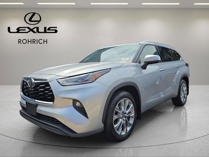 Used 2020 Toyota Highlander Limited