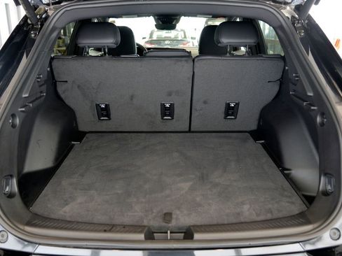 Certified 2025 Chevrolet Equinox EV LT w/ Convenience Package II image 28