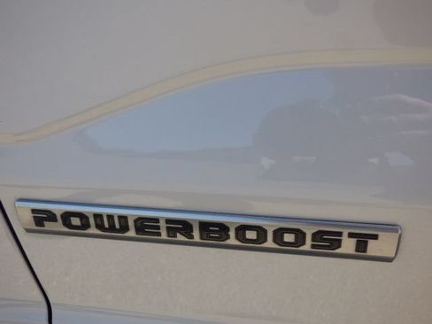 New 2025 Ford F150 Platinum w/ Equipment Group 703A Plus AWD/4WD image 9