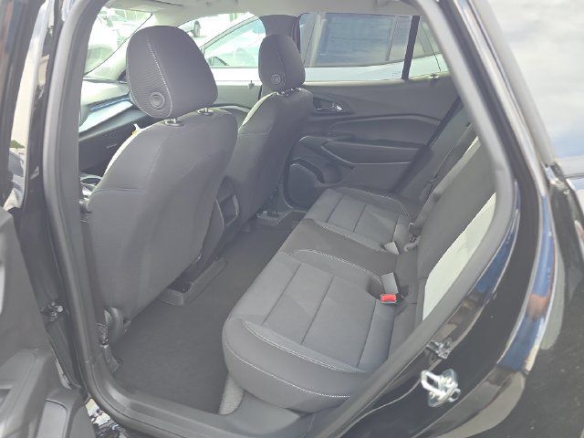 New 2026 Chevrolet Trax LS w/ LS Convenience Package FWD image 10