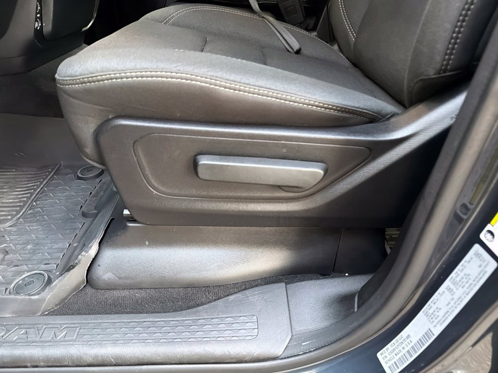 Used 2025 RAM 1500 Warlock AWD/4WD image 44