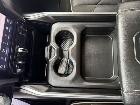 Used 2024 RAM 1500 Laramie image 37