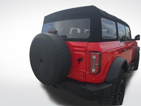 Used 2023 Ford Bronco Wildtrak image 5