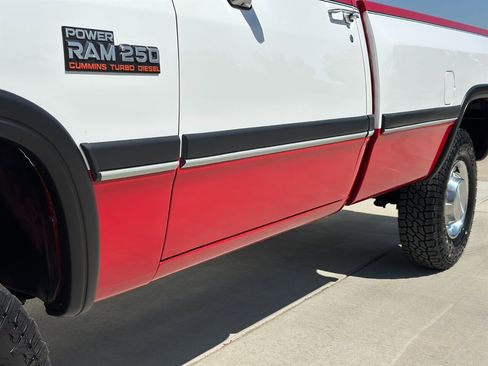 Used 1991 Dodge D/W Truck 250 image 16