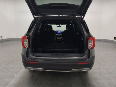 Used 2020 Ford Explorer XLT w/ Equipment Group 202A image 29