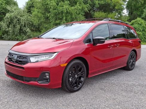 Certified 2026 Honda Odyssey Sport-L image 3
