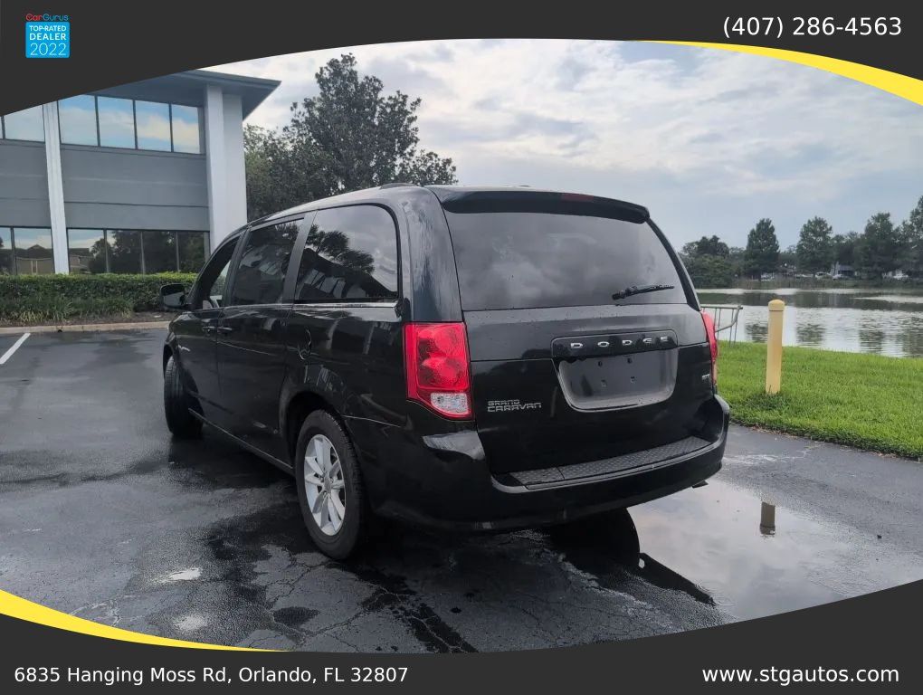 Used 2020 Dodge Grand Caravan SXT FWD image 3