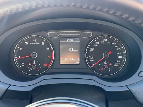 Used 2018 Audi Q3 2.0T Premium Plus w/ Premium Plus Package image 15