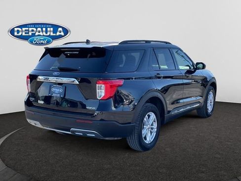 Used 2023 Ford Explorer XLT w/ Equipment Group 202A AWD/4WD image 7