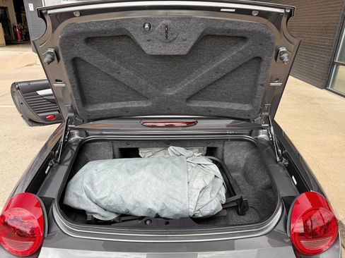 Used 2003 Ford Thunderbird RWD image 93