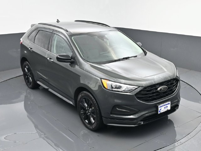 Used 2022 Ford Edge SE w/ Black Appearance Package AWD/4WD image 17