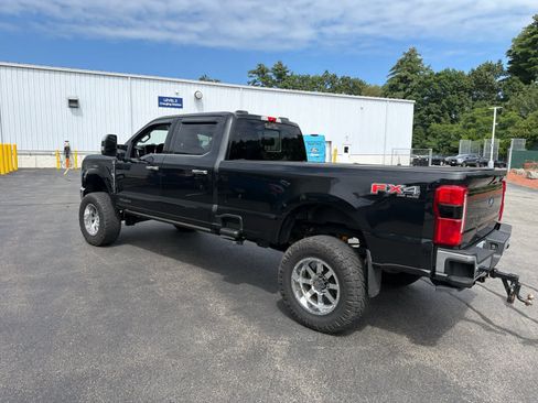 Used 2023 Ford F350 Lariat w/ Lariat Ultimate Package AWD/4WD image 11