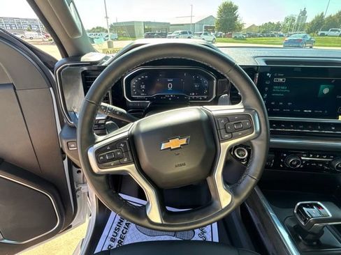 Used 2024 Chevrolet Silverado 1500 LTZ w/ LTZ Premium Package AWD/4WD image 3