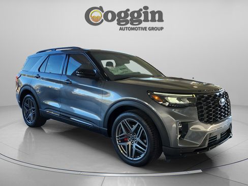 New 2026 Ford Explorer ST w/ Sun And Sound Package image 8