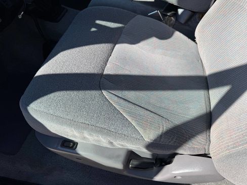 Used 1995 Ford F250 XLT image 24