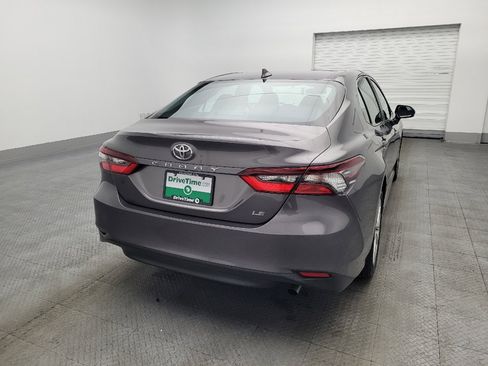Used 2022 Toyota Camry LE image 7