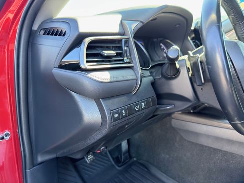 Used 2023 Toyota Camry SE w/ Convenience Package image 25