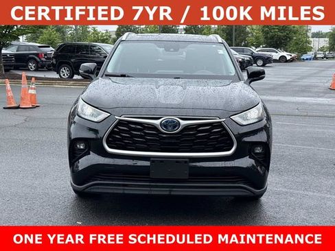 Used 2022 Toyota Highlander XLE AWD/4WD image 6
