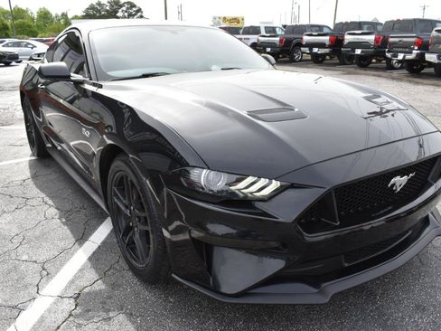 Used 2018 Ford Mustang GT image 4