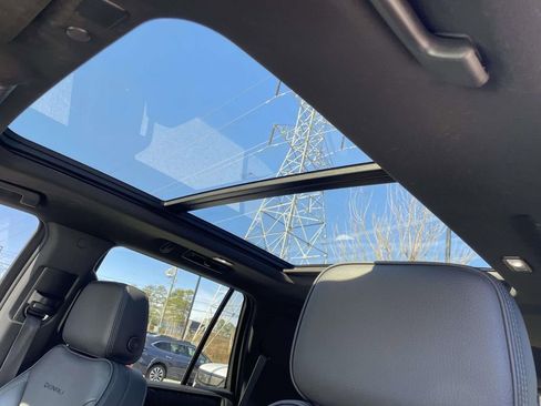 Used 2022 GMC Yukon Denali image 20