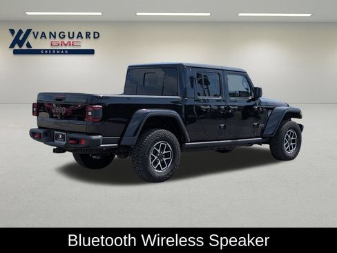 Used 2025 Jeep Gladiator Rubicon AWD/4WD image 7