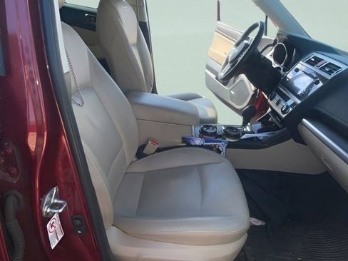 Used 2017 Subaru Outback 2.5i Limited image 11